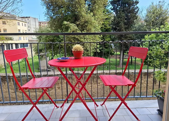 Don Carlo City Center Apt